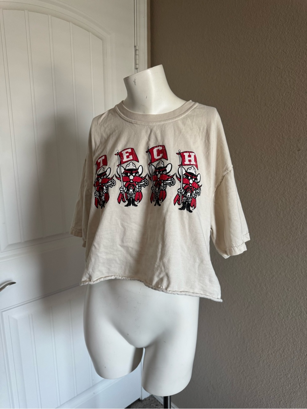 Comfort Colors Cream Crop Tee with Texas Tech Red Raider Mascot Graphic